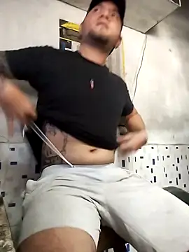 Snapshot of JHONNYACA28 chatting on 21, 11, 2025 JHONNYACA28 online show from 21, 11, 2025