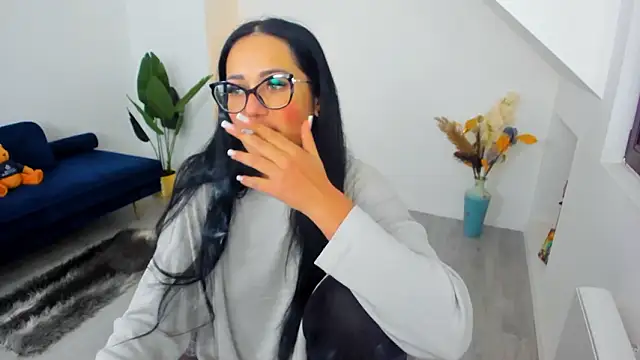 AnyaEvy online show from 7, 3, 2026