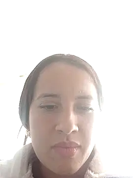 Chloe 2-4 online show from 26, 11, 2025