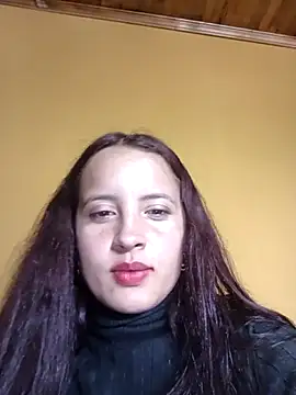 Chloe 2-4 online show from 17, 11, 2025