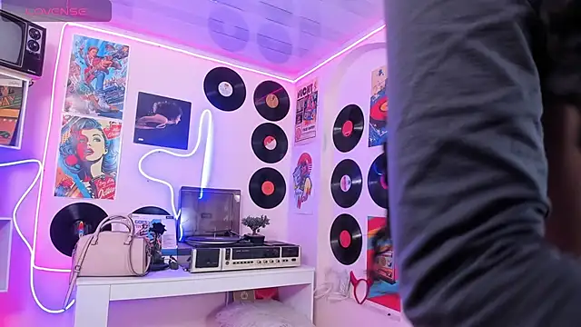 Heidy palmer online show from 10, 2, 2026