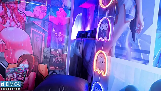 sofia sstonee  online show from 15, 12, 2025