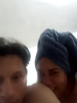 xXAndreyAndMariaXx online show from 15, 11, 2025