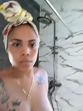 23Quenn online show from 26, 11, 2025