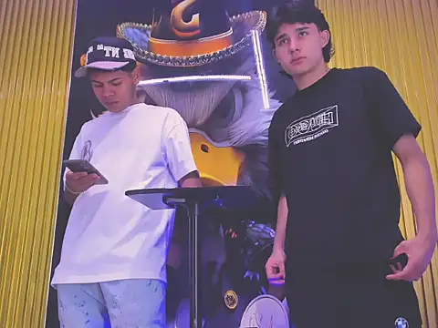 Tommy bigcock19 online show from 29, 11, 2025