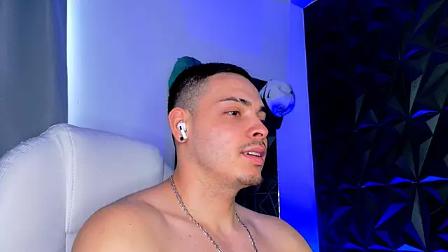 Maxwell Dupont online show from 19, 12, 2025