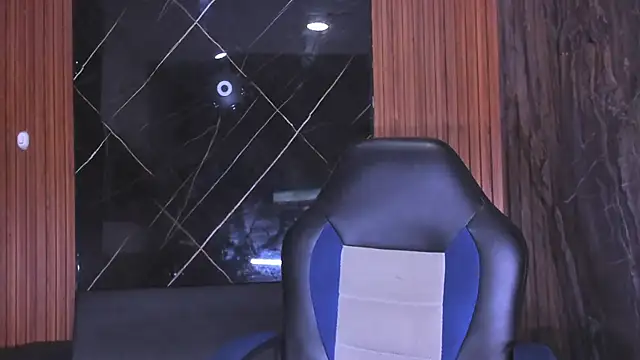 Timmy Kiing  online show from 22, 11, 2025