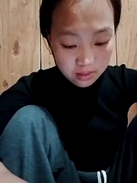 Yumiik2kk online show from 22, 12, 2025