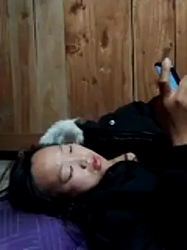 Yumiik2kk online show from 22, 12, 2025