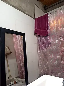 1milfemma online show from 14, 11, 2025