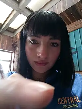 Luna juicy online show from 23, 11, 2025