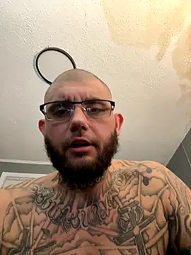 Snapshot of trickydickydaddy chatting on 22, 11, 2025 trickydickydaddy online show from 22, 11, 2025