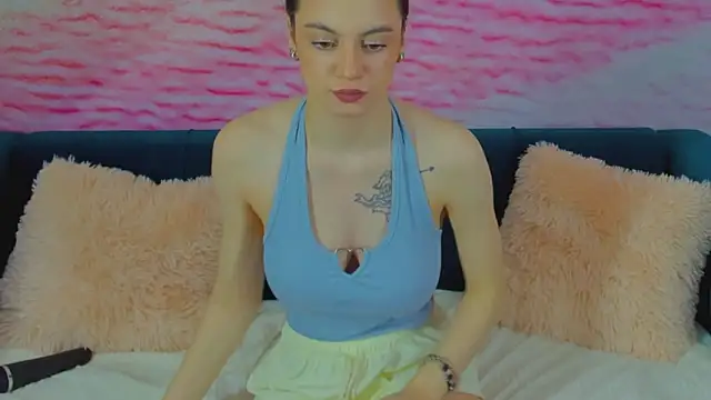 bloom faye online show from 25, 11, 2025