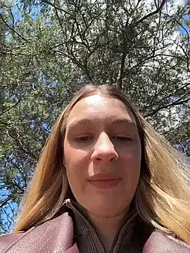 SashaCatt online show from 9, 7, 2026