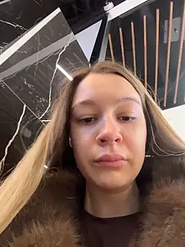 SashaCatt online show from 15, 12, 2025