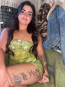 ValayaNoire online show from 1, 12, 2025