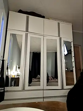 MILENAtranss online show from 11, 11, 2025