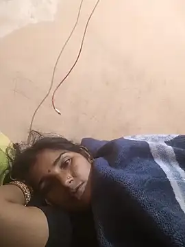 Snapshot of Seema_ji12 chatting on 22, 11, 2025 Seema ji12 online show from 22, 11, 2025