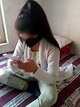 Sunita-collage online show from 27, 11, 2025