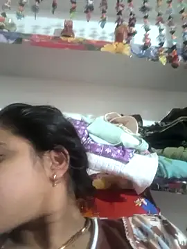 Hot suini online show from 9, 3, 2026