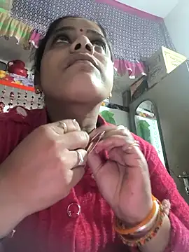 Hot suini online show from 13, 2, 2026