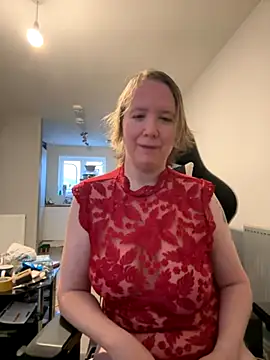 MollyWest  online show from 19, 11, 2025