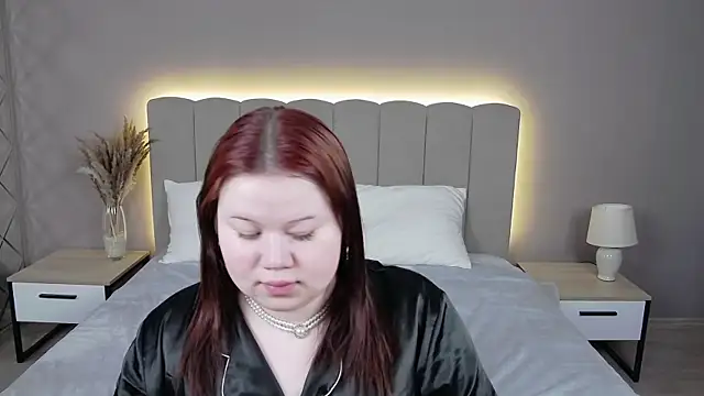 EvaNova  online show from 11, 4, 2026