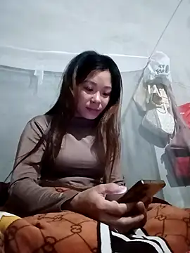 Lyla john online show from 15, 1, 2026