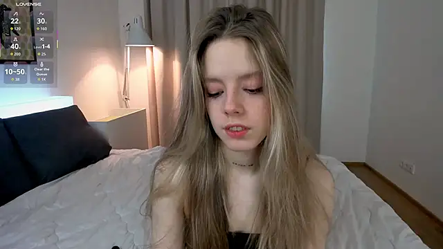 Snapshot of TiffinyMergist chatting on 27, 2, 2026 TiffinyMergist online show from 27, 2, 2026