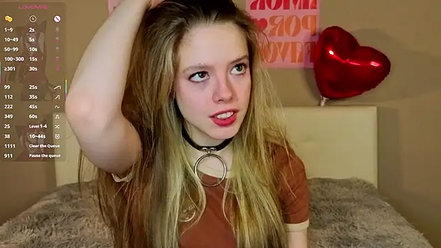 Snapshot of TiffinyMergist chatting on 18, 2, 2026 TiffinyMergist online show from 18, 2, 2026