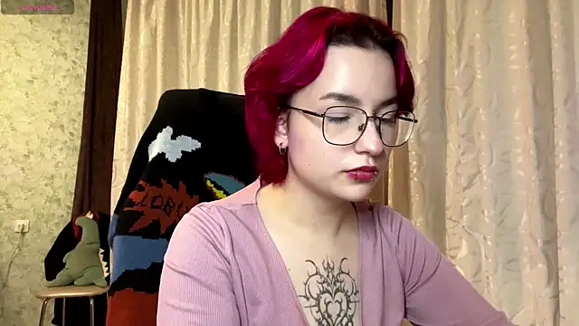 TheaMacrae online show from 10, 11, 2025