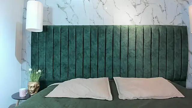 Noah dupont  online show from 22, 12, 2025