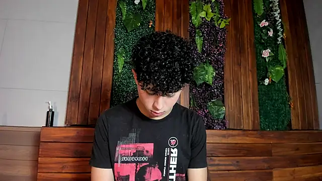 Noah dupont  online show from 16, 12, 2025