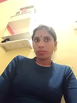 Veshali Love143 online show from 17, 11, 2025