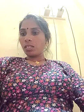 Veshali Love143 online show from 13, 11, 2025