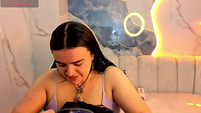 Vany Lu Tx online show from 11, 11, 2025