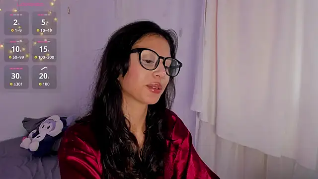 Tamara Aluna  online show from 4, 12, 2025