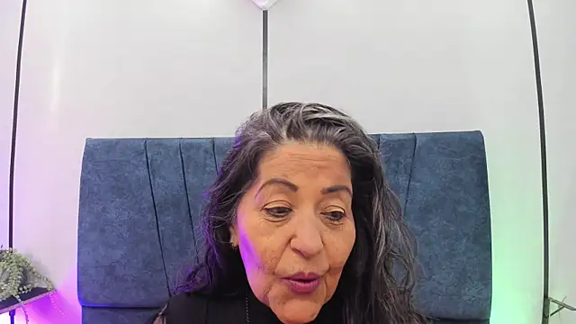 Victoriaa Anderson online show from 11, 7, 2026