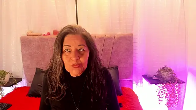 Victoriaa Anderson online show from 5, 6, 2026