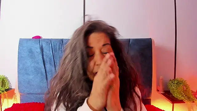 Victoriaa Anderson online show from 18, 6, 2026