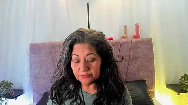 Victoriaa Anderson online show from 21, 3, 2026