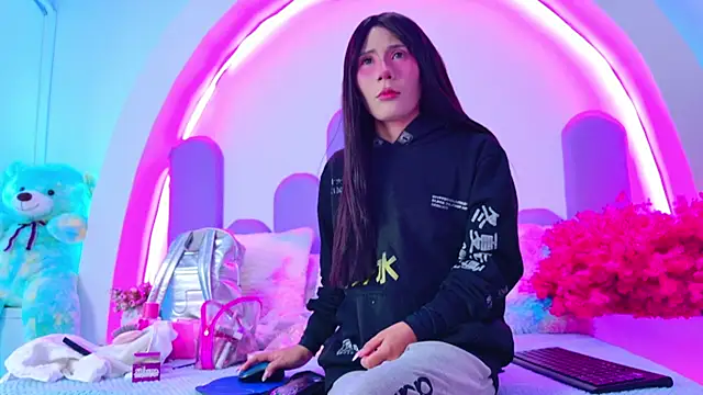 BunnySexyy18 online show from 13, 3, 2026