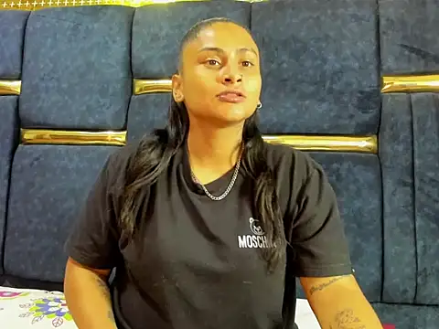 alessiaandscarlet online show from 25, 11, 2025