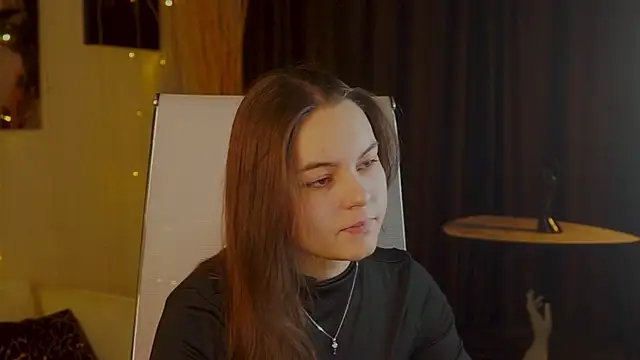 Snapshot of FrancescaCavaliere chatting on 3, 12, 2025 FrancescaCavaliere online show from 3, 12, 2025