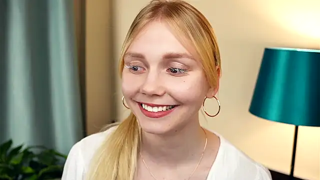 UnDesiga online show from 10, 11, 2025