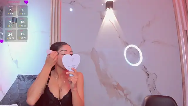 Aron and molly online show from 22, 11, 2025