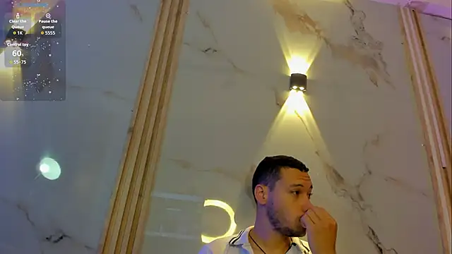 Snapshot of Aron_and_molly chatting on 19, 1, 2026 Aron and molly online show from 19, 1, 2026