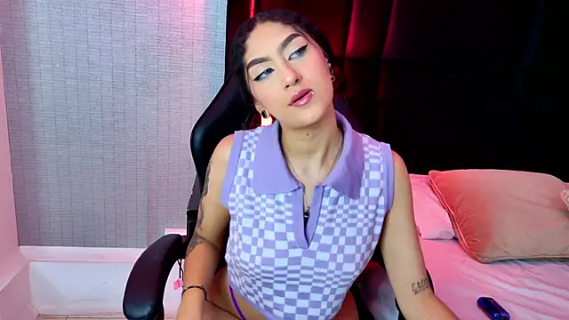 EllaEvanz online show from 27, 11, 2025