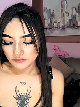 CleoNoir Pink online show from 11, 11, 2025