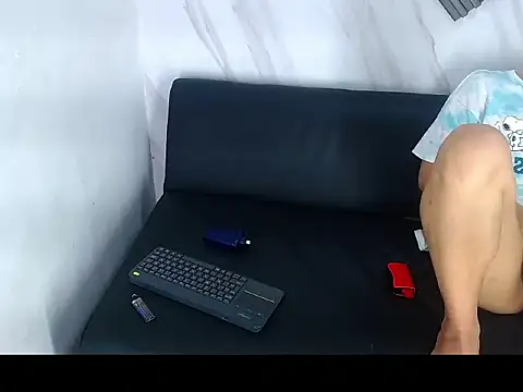 Snapshot of Liam_York_ chatting on 6, 2, 2026 Liam York online show from 6, 2, 2026